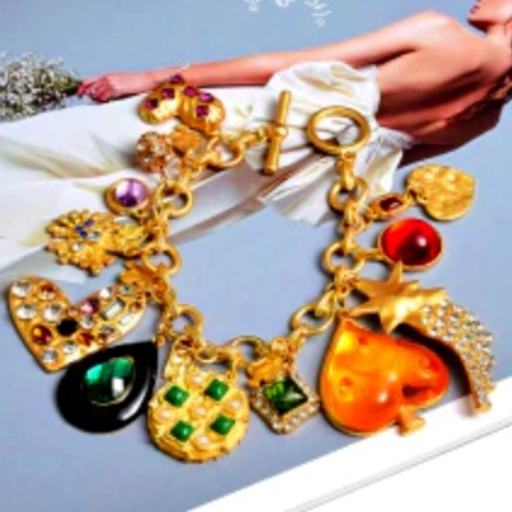 Chunky Avane Garde Luxury Modern Vintage Rhinestone Crystal Charm Bracelet